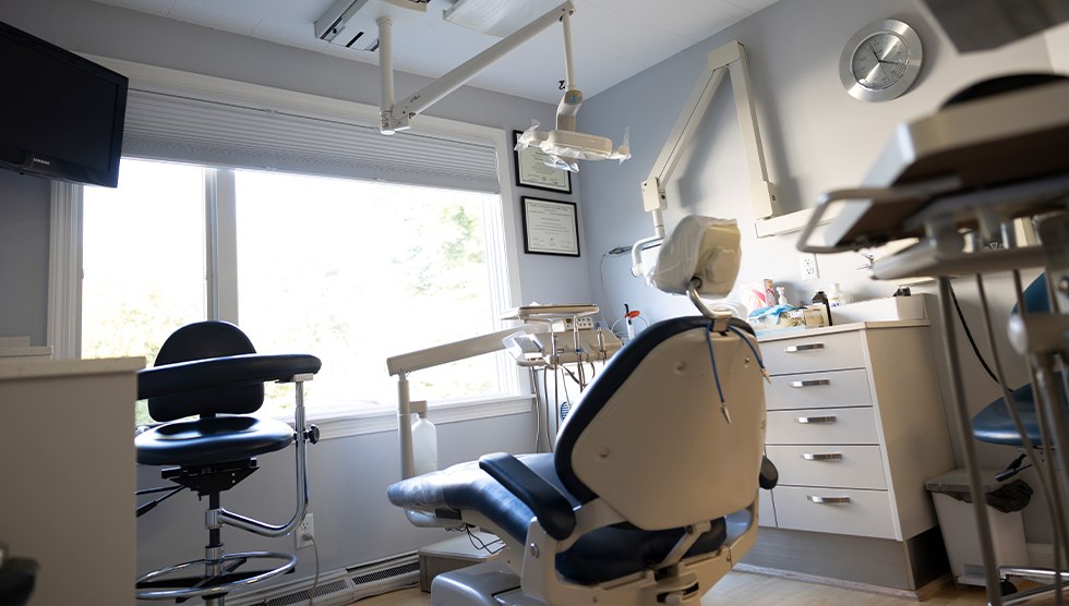 Dental treatment room in Hamden